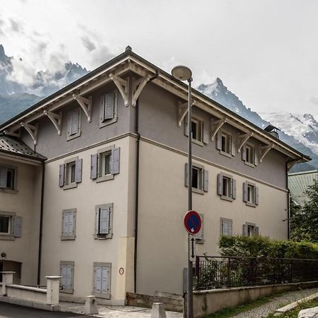 Villa Vallet- Newly Renovated 2 Bedroom Nestled Just Off The Main Street Chamonix Ngoại thất bức ảnh