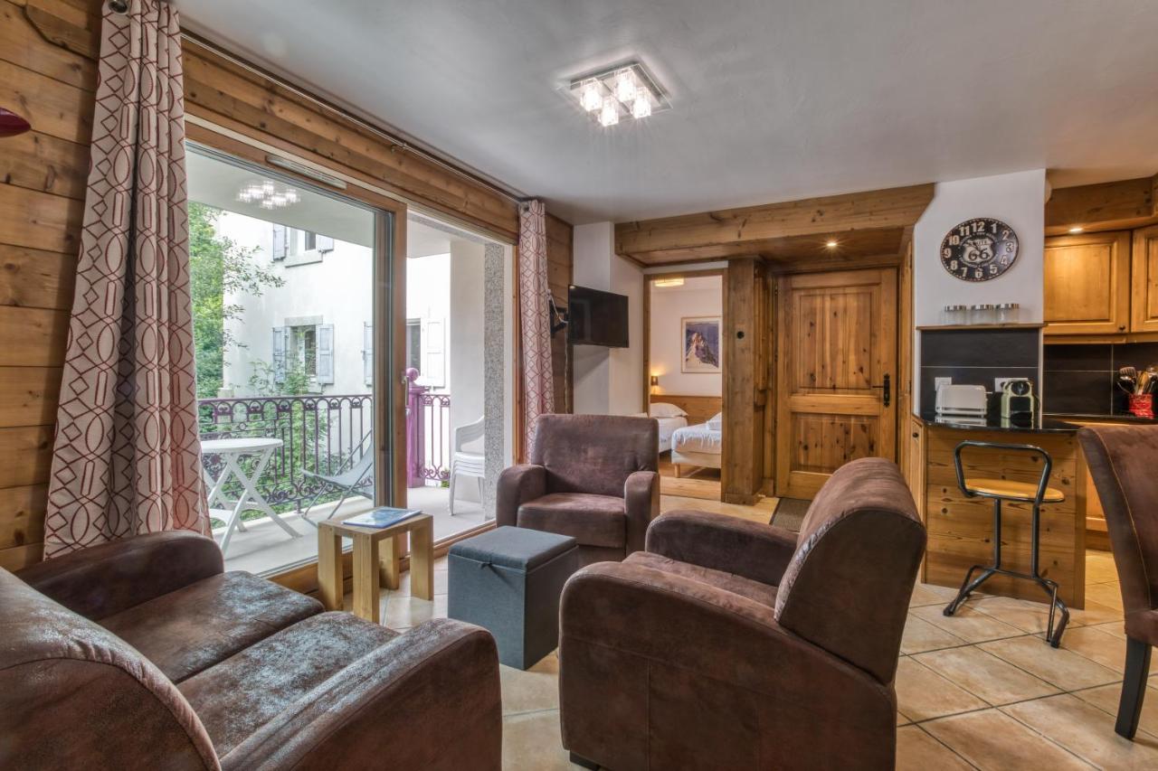 Villa Vallet- Newly Renovated 2 Bedroom Nestled Just Off The Main Street Chamonix Ngoại thất bức ảnh